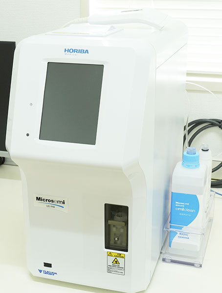 血算・CRP測定装置（血液検査機器）